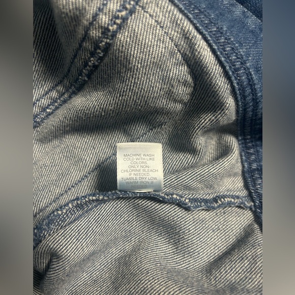 J. Jill Denim Button Up Jacket with Raw Hem Fringe Detail, Size XL - Picture 6 of 6